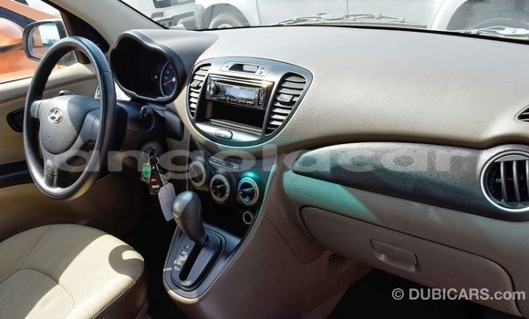 Comprar Importar Hyundai i10 Branco Carro em Import - Dubai em Bengo Province Comprar Importar Hyundai i10 Branco Carro em Import - Dubai em Bengo Province