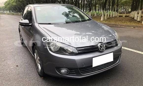 Buy Used Volkswagen Golf Silver Car in Luanda in Luanda Province Buy Used Volkswagen Golf Silver Car in Luanda in Luanda Province