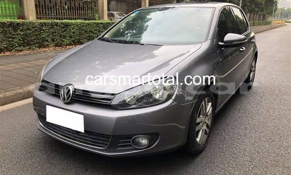 Buy Used Volkswagen Golf Silver Car in Luanda in Luanda Province Buy Used Volkswagen Golf Silver Car in Luanda in Luanda Province