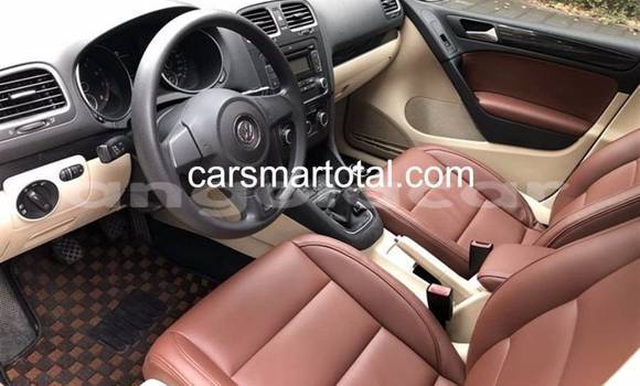 Buy Used Volkswagen Golf Silver Car in Luanda in Luanda Province Buy Used Volkswagen Golf Silver Car in Luanda in Luanda Province