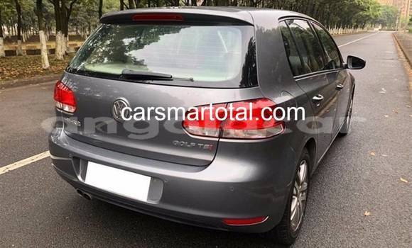 Buy Used Volkswagen Golf Silver Car in Luanda in Luanda Province Buy Used Volkswagen Golf Silver Car in Luanda in Luanda Province