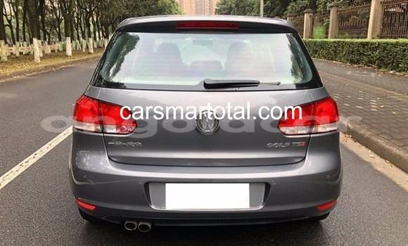 Buy Used Volkswagen Golf Silver Car in Luanda in Luanda Province Buy Used Volkswagen Golf Silver Car in Luanda in Luanda Province
