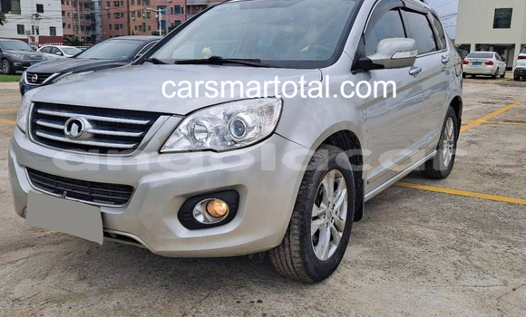 Comprar Usado Haval H6 Prata Carro em Luanda em Luanda Province