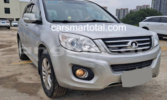 Buy Used Haval H6 Silver Car in Luanda in Luanda Province Buy Used Haval H6 Silver Car in Luanda in Luanda Province