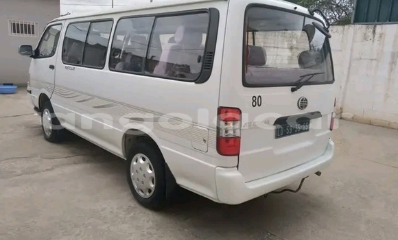 Acheter Occasion Voiture Jensen S-V8 Blanc à Luanda, Province de Luanda Acheter Occasion Voiture Jensen S-V8 Blanc à Luanda, Province de Luanda