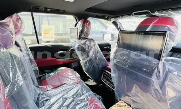 Buy Used Toyota Land Cruiser Black Car in Luanda in Luanda Province Buy Used Toyota Land Cruiser Black Car in Luanda in Luanda Province