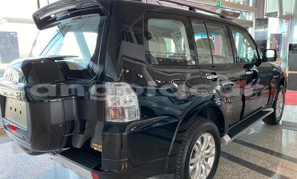 Acheter Occasion Voiture Mitsubishi Pajero Sport Noir à Luanda, Province de Luanda Acheter Occasion Voiture Mitsubishi Pajero Sport Noir à Luanda, Province de Luanda