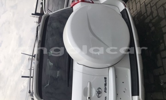Comprar Usado Toyota RAV4 Branco Carro em Luanda em Luanda Province Comprar Usado Toyota RAV4 Branco Carro em Luanda em Luanda Province
