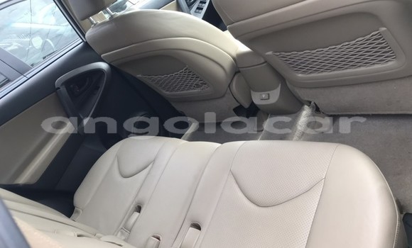 Comprar Usado Toyota RAV4 Branco Carro em Luanda em Luanda Province Comprar Usado Toyota RAV4 Branco Carro em Luanda em Luanda Province