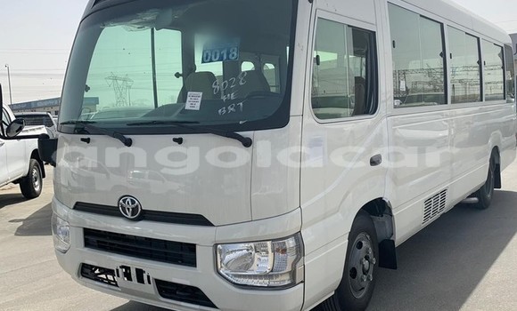 Acheter Occasion Voiture Toyota Coaster Blanc à Luanda, Province de Luanda