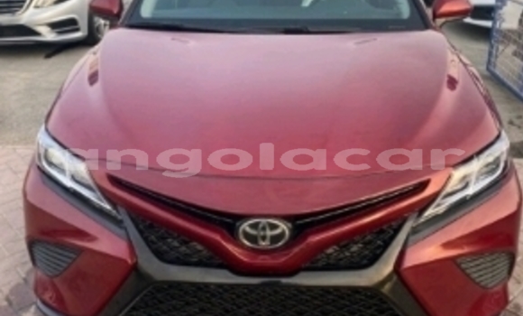 Acheter Occasion Voiture Toyota Camry Rouge à Luanda, Province de Luanda