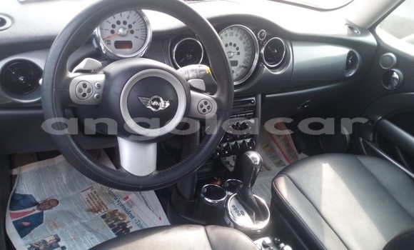Comprar Usado MINI Cooper Outro Carro em Luena em Moxico Comprar Usado MINI Cooper Outro Carro em Luena em Moxico