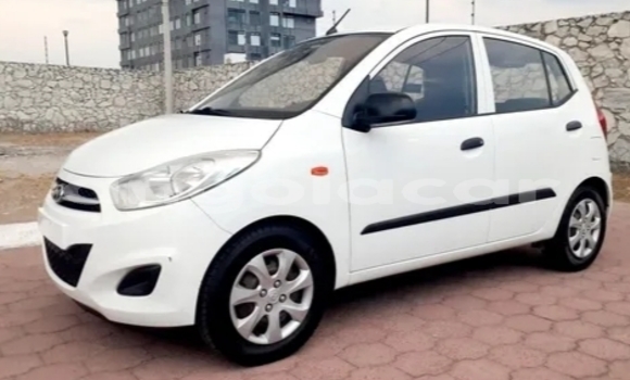 Comprar Usado Hyundai i10 Branco Carro em Luanda em Luanda Province