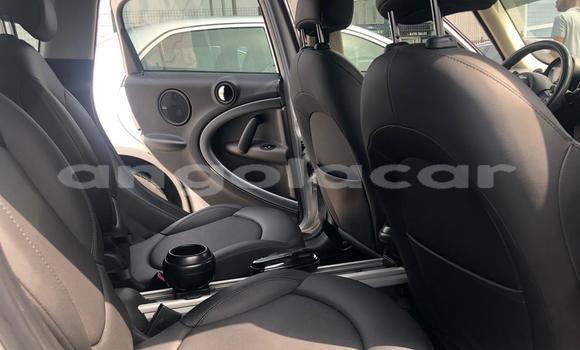 Comprar Usado MINI Cooper Outro Carro em Luanda em Luanda Province Comprar Usado MINI Cooper Outro Carro em Luanda em Luanda Province