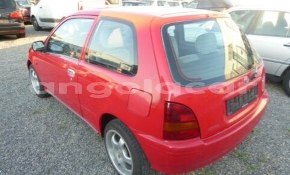 Buy Used Toyota Starlet White Car in Luanda in Luanda Province Buy Used Toyota Starlet White Car in Luanda in Luanda Province