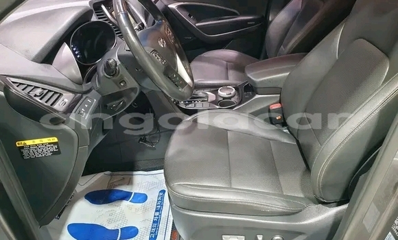 Buy Used Hyundai Santa Fe Silver Car in Luanda in Luanda Province Buy Used Hyundai Santa Fe Silver Car in Luanda in Luanda Province