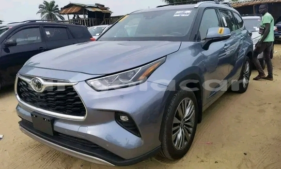 Buy Used Toyota Highlander Other Car in Luena in Moxico Buy Used Toyota Highlander Other Car in Luena in Moxico