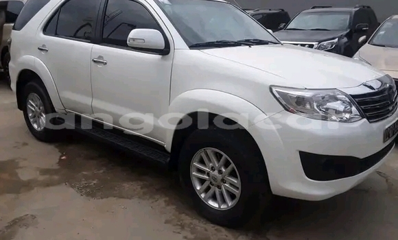 Comprar Usado Toyota Fortuner Branco Carro em Luanda em Luanda Province Comprar Usado Toyota Fortuner Branco Carro em Luanda em Luanda Province