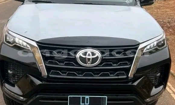 Buy Used Toyota Fortuner Black Car in Luanda in Luanda Province Buy Used Toyota Fortuner Black Car in Luanda in Luanda Province