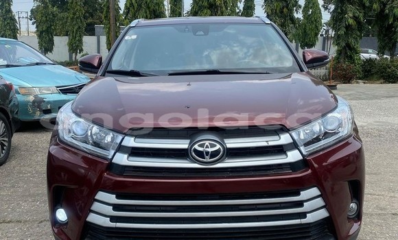 Comprar Usado Toyota Highlander Vermelho Carro em Luanda em Luanda Province