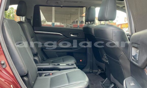 Comprar Usado Toyota Highlander Vermelho Carro em Luanda em Luanda Province Comprar Usado Toyota Highlander Vermelho Carro em Luanda em Luanda Province