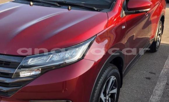 Comprar Usado Toyota Rush Vermelho Carro em Luena em Moxico Comprar Usado Toyota Rush Vermelho Carro em Luena em Moxico