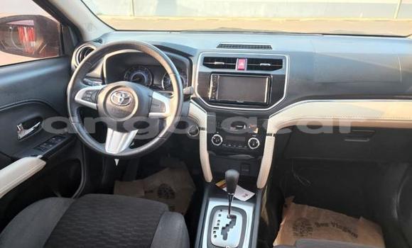 Comprar Usado Toyota Rush Vermelho Carro em Luena em Moxico Comprar Usado Toyota Rush Vermelho Carro em Luena em Moxico