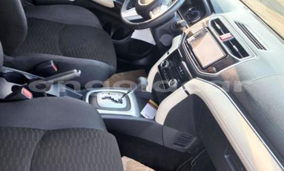 Comprar Usado Toyota Rush Vermelho Carro em Luena em Moxico Comprar Usado Toyota Rush Vermelho Carro em Luena em Moxico