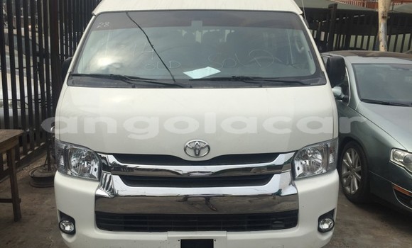 Comprar Usado Toyota Hiace Branco Carro em Luanda em Luanda Province Comprar Usado Toyota Hiace Branco Carro em Luanda em Luanda Province