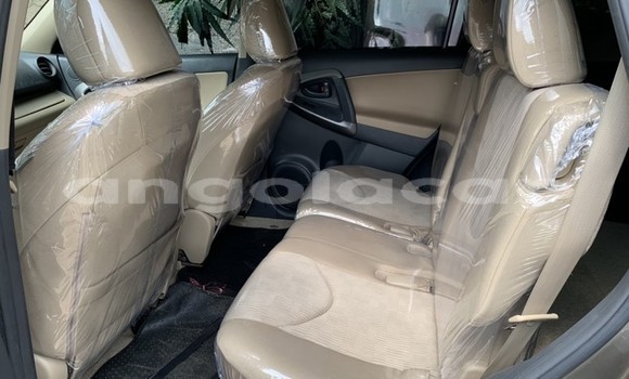 Comprar Usado Toyota RAV4 Outro Carro em Luanda em Luanda Province Comprar Usado Toyota RAV4 Outro Carro em Luanda em Luanda Province