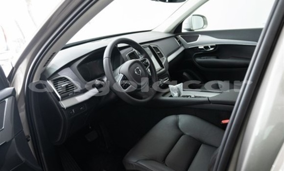 Comprar Usado Volvo XC90 Preto Carro em Luanda em Luanda Province Comprar Usado Volvo XC90 Preto Carro em Luanda em Luanda Province