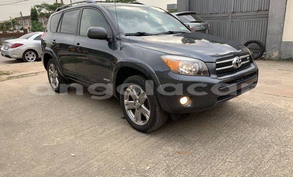 Buy Used Toyota RAV4 Silver Car in Luanda in Luanda Province Buy Used Toyota RAV4 Silver Car in Luanda in Luanda Province