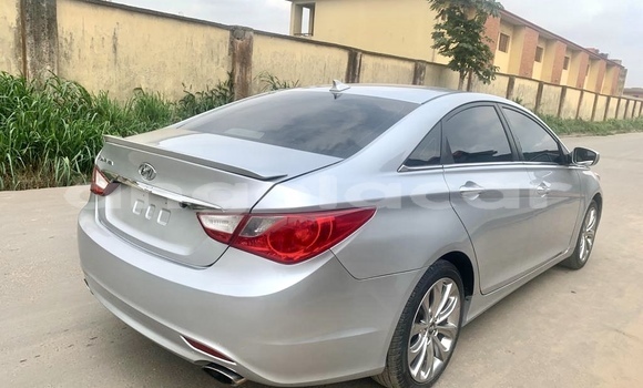 Comprar Usado Hyundai Sonata Prata Carro em Luanda em Luanda Province Comprar Usado Hyundai Sonata Prata Carro em Luanda em Luanda Province