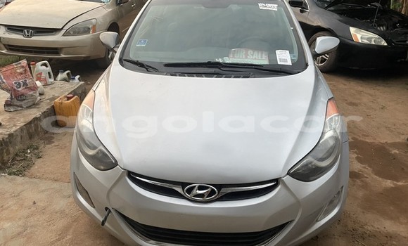 Acheter Occasion Voiture Hyundai Elantra Gris à Luanda, Province de Luanda Acheter Occasion Voiture Hyundai Elantra Gris à Luanda, Province de Luanda