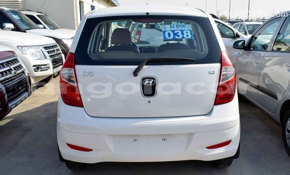 Comprar Importar Hyundai i10 Branco Carro em Import - Dubai em Bengo Province Comprar Importar Hyundai i10 Branco Carro em Import - Dubai em Bengo Province