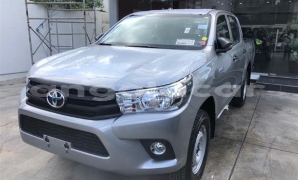 Comprar Usado Toyota Hilux Outro Carro em Luanda em Luanda Province