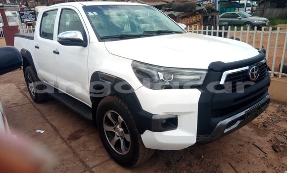 Comprar Usado Toyota Hilux Branco Carro em Luanda em Luanda Province Comprar Usado Toyota Hilux Branco Carro em Luanda em Luanda Province