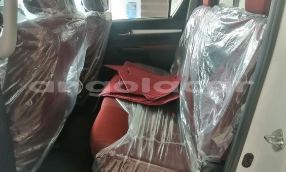 Buy Used Toyota Hilux White Car in Luanda in Luanda Province Buy Used Toyota Hilux White Car in Luanda in Luanda Province
