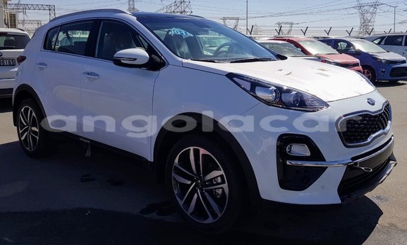 Buy Used Kia Sportage White Car in Luanda in Luanda Province Buy Used Kia Sportage White Car in Luanda in Luanda Province