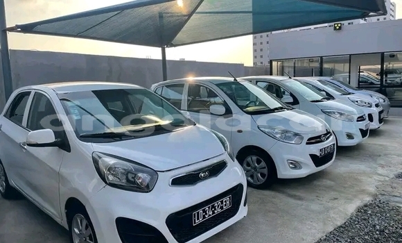 Buy Used Kia Picanto White Car in Luanda in Luanda Province Buy Used Kia Picanto White Car in Luanda in Luanda Province
