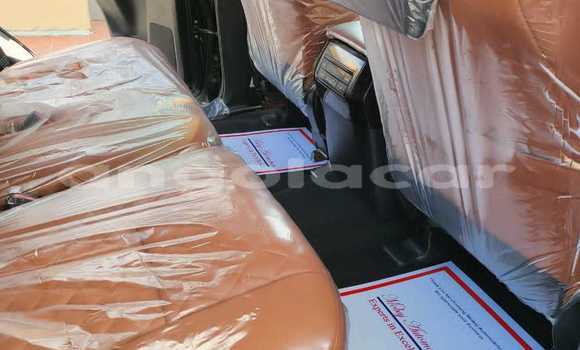 Buy Used Toyota Land Cruiser Prado Black Car in Luanda in Luanda Province Buy Used Toyota Land Cruiser Prado Black Car in Luanda in Luanda Province