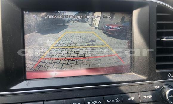 Acheter Occasion Voiture Hyundai Elantra Rouge à Luanda, Province de Luanda Acheter Occasion Voiture Hyundai Elantra Rouge à Luanda, Province de Luanda