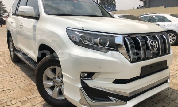 Buy Used Toyota Land Cruiser White Car in Luanda in Luanda Province Buy Used Toyota Land Cruiser White Car in Luanda in Luanda Province
