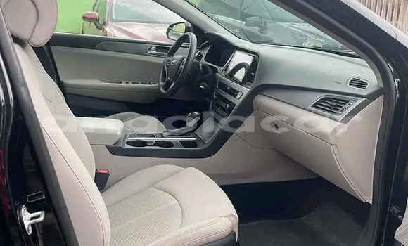 Buy Used Hyundai Sonata Black Car in Luena in Moxico Buy Used Hyundai Sonata Black Car in Luena in Moxico