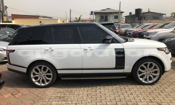 Acheter Occasion Voiture Land Rover Range Rover Blanc à Luanda, Province de Luanda Acheter Occasion Voiture Land Rover Range Rover Blanc à Luanda, Province de Luanda