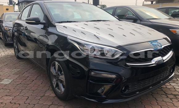 Comprar Usado Kia Cerato Preto Carro em Luanda em Luanda Province