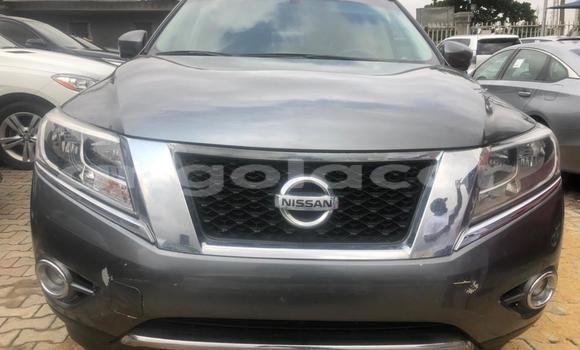 Acheter Occasion Voiture Nissan Pathfinder Gris à Luanda, Province de Luanda