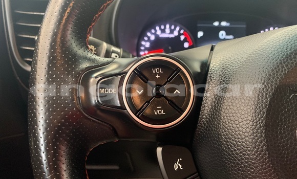 Buy Used Kia Soul White Car in Luanda in Luanda Province Buy Used Kia Soul White Car in Luanda in Luanda Province