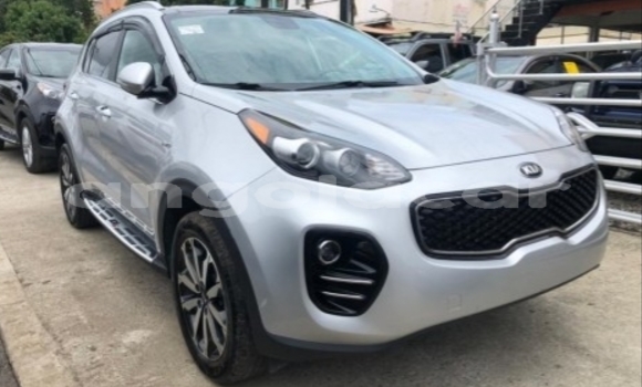Buy Used Kia Sportage Silver Car in Luanda in Luanda Province Buy Used Kia Sportage Silver Car in Luanda in Luanda Province