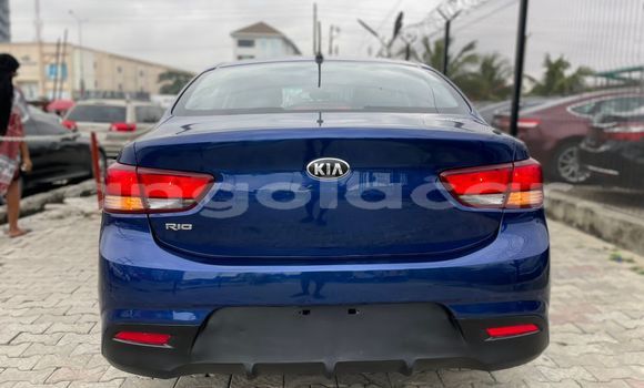 Acheter Occasion Voiture Kia rio Bleu à Luanda, Province de Luanda Acheter Occasion Voiture Kia rio Bleu à Luanda, Province de Luanda